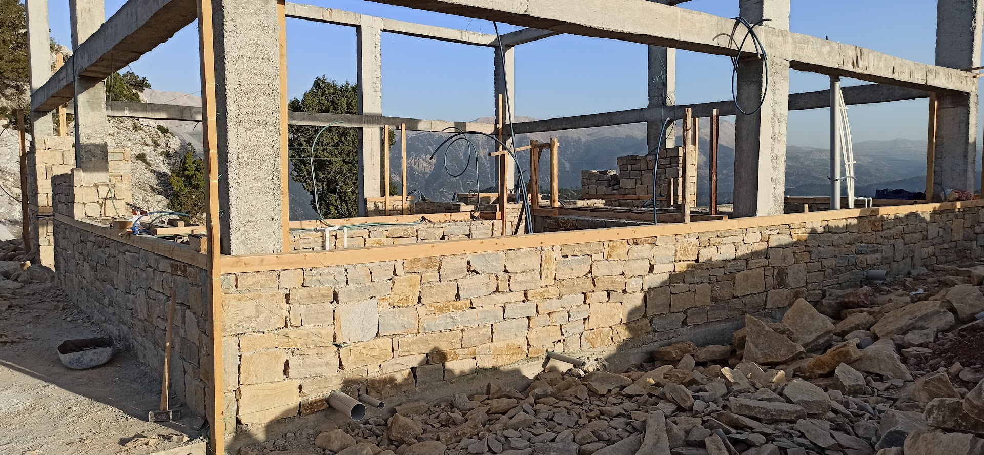 Taş Evlerin İnşasında Kolon Kullanılmalı mı