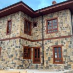 Manavgat taşı ile yapılmış doğal taş ev dış cephe 2025